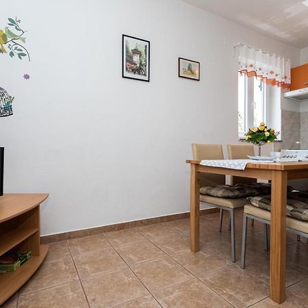 Apartments Katarina Šilo Εξωτερικό φωτογραφία