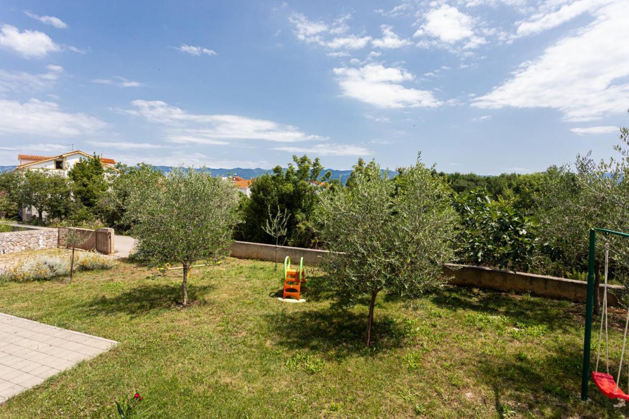 Apartments Katarina Šilo Εξωτερικό φωτογραφία