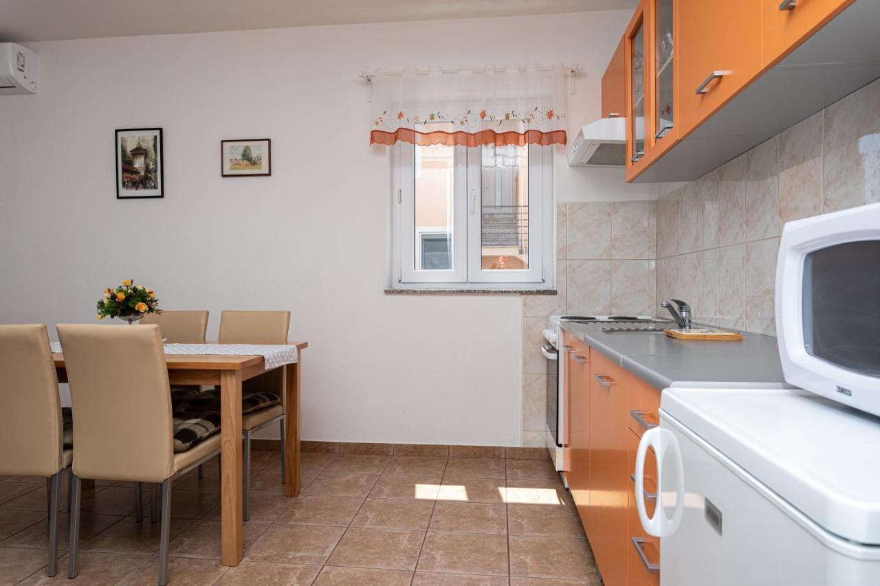 Apartments Katarina Šilo Εξωτερικό φωτογραφία