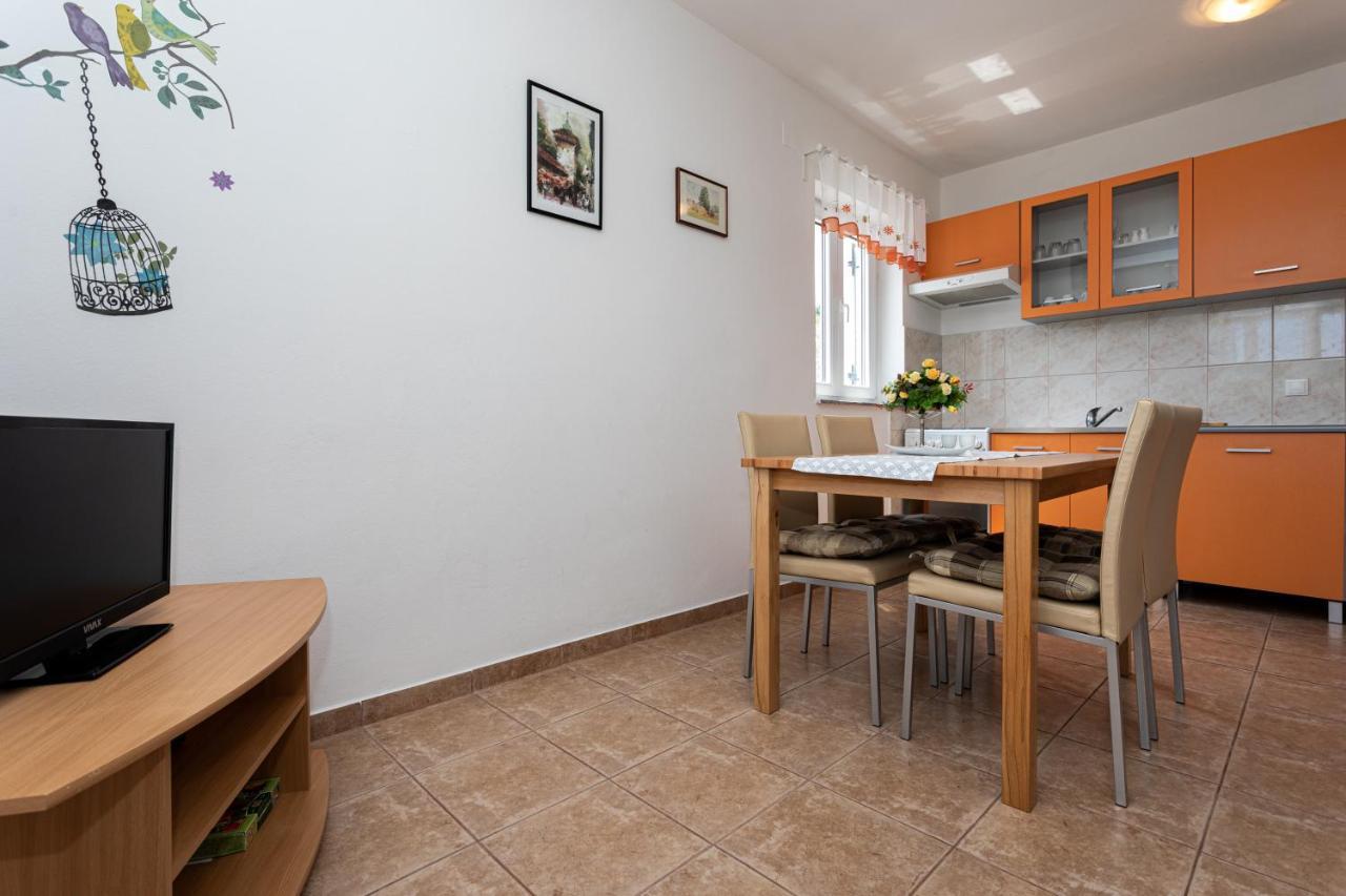 Apartments Katarina Šilo Εξωτερικό φωτογραφία