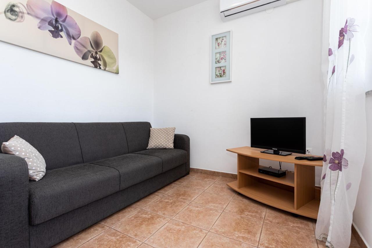 Apartments Katarina Šilo Εξωτερικό φωτογραφία
