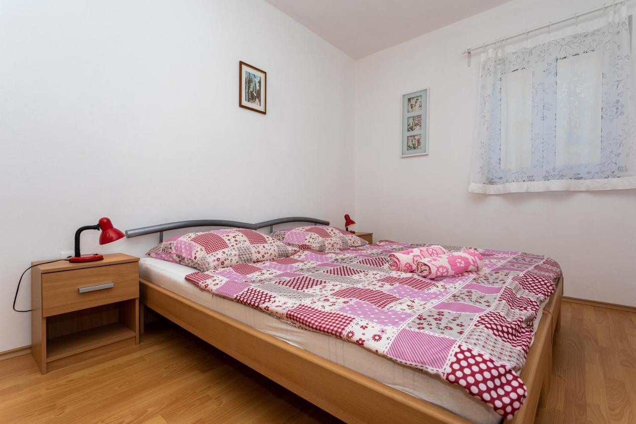Apartments Katarina Šilo Εξωτερικό φωτογραφία
