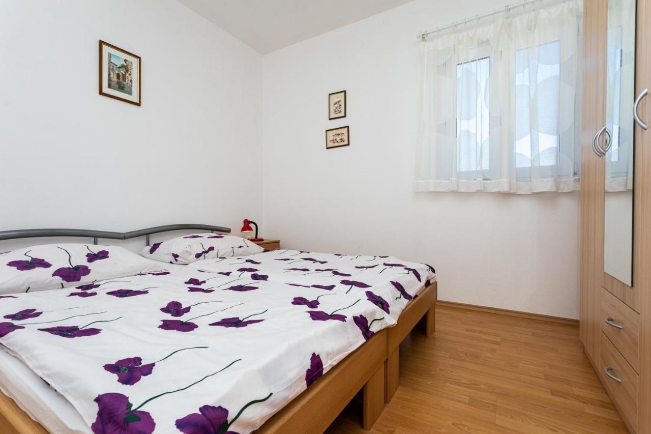 Apartments Katarina Šilo Εξωτερικό φωτογραφία