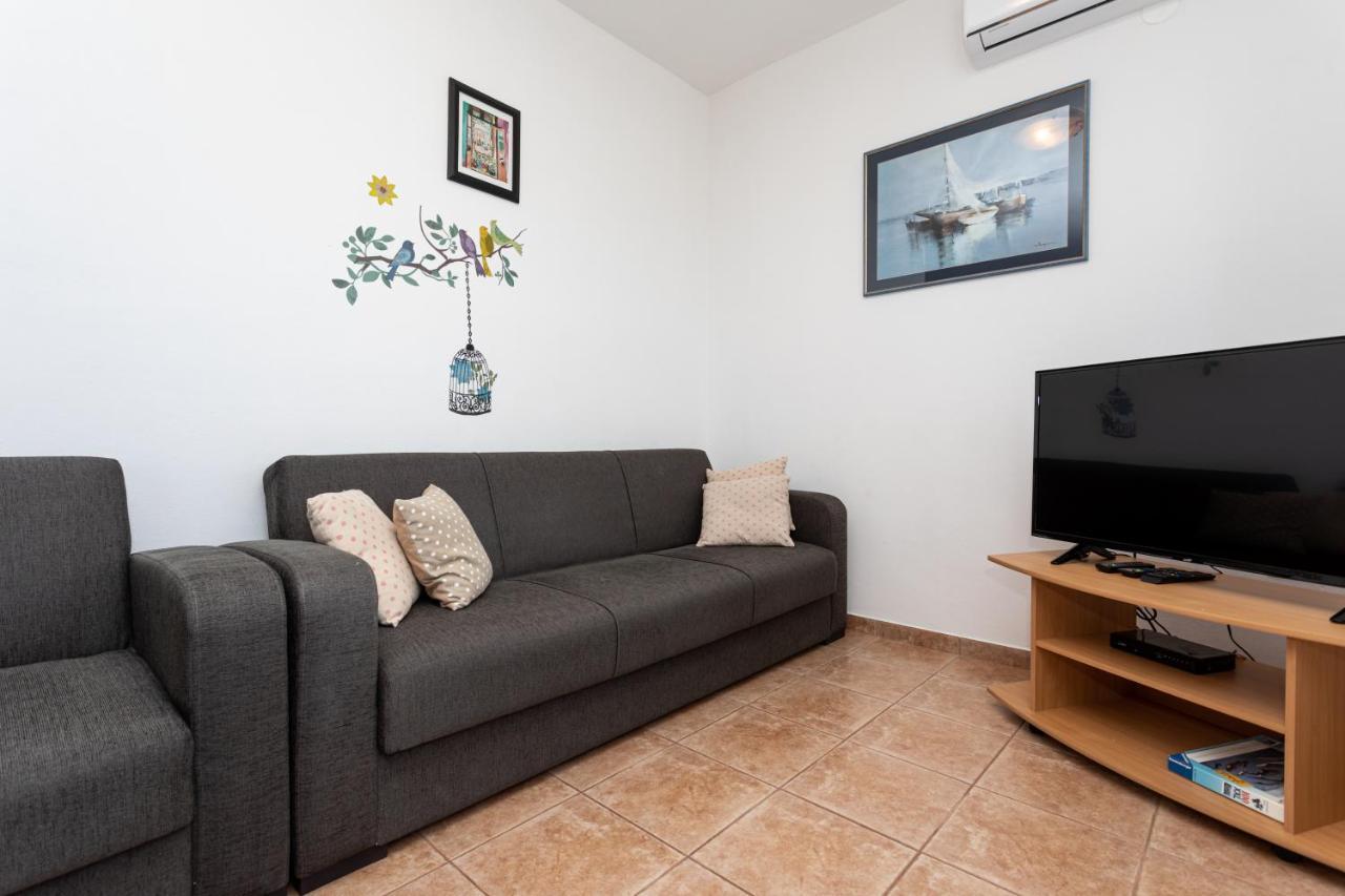 Apartments Katarina Šilo Εξωτερικό φωτογραφία