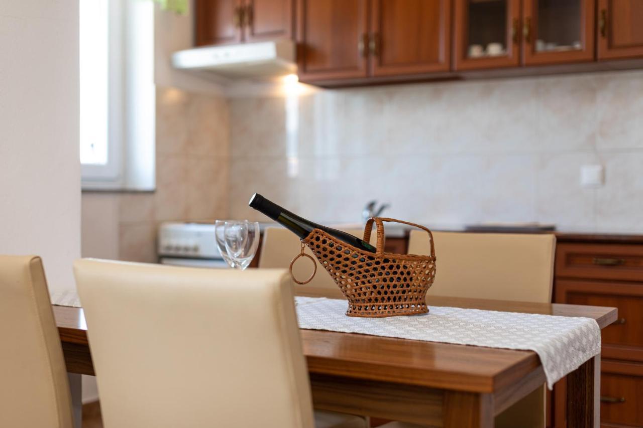 Apartments Katarina Šilo Εξωτερικό φωτογραφία