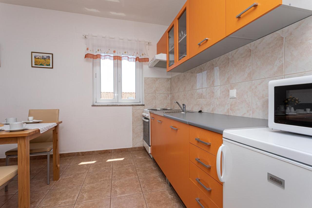 Apartments Katarina Šilo Εξωτερικό φωτογραφία