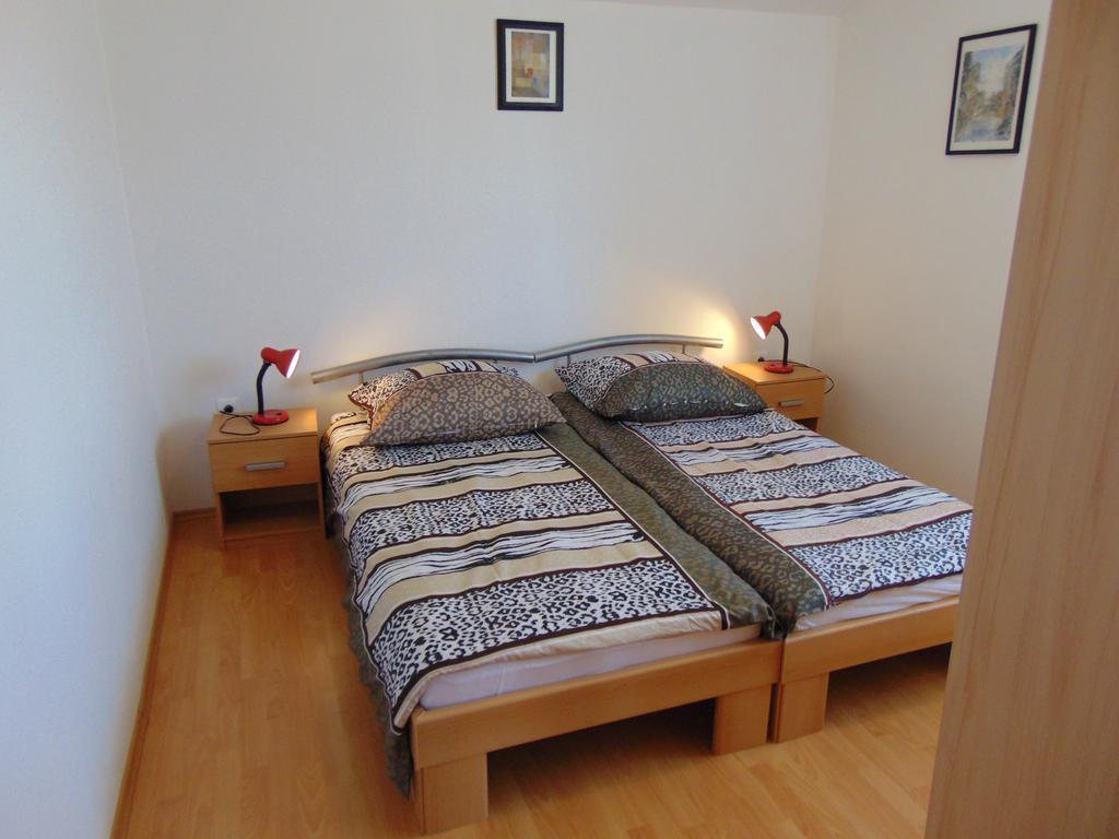Apartments Katarina Šilo Εξωτερικό φωτογραφία